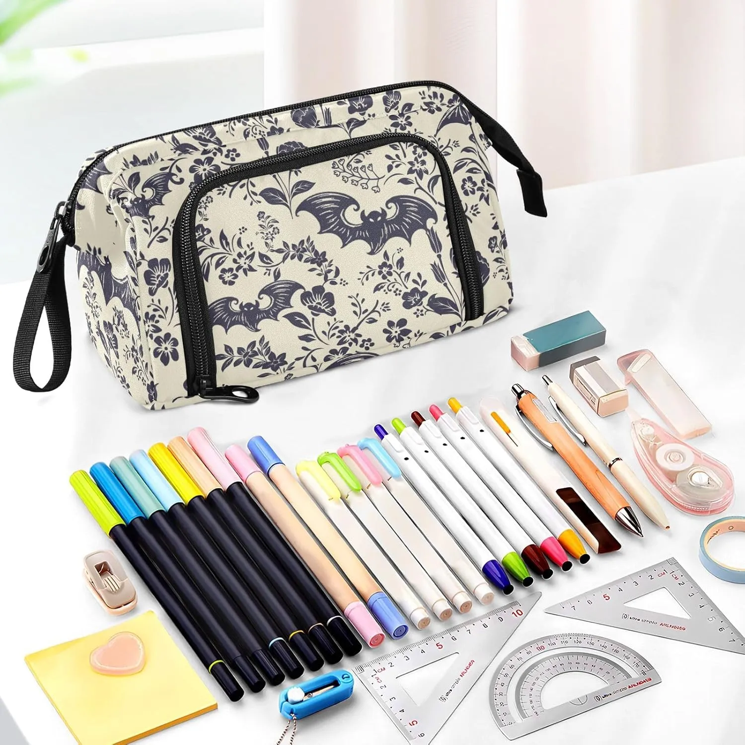 Big Capacity Pencil Pen Case for Adults, Goth Bats Pencil Bags Portable Makeup Bag Stationery Storage for Men Women College Office