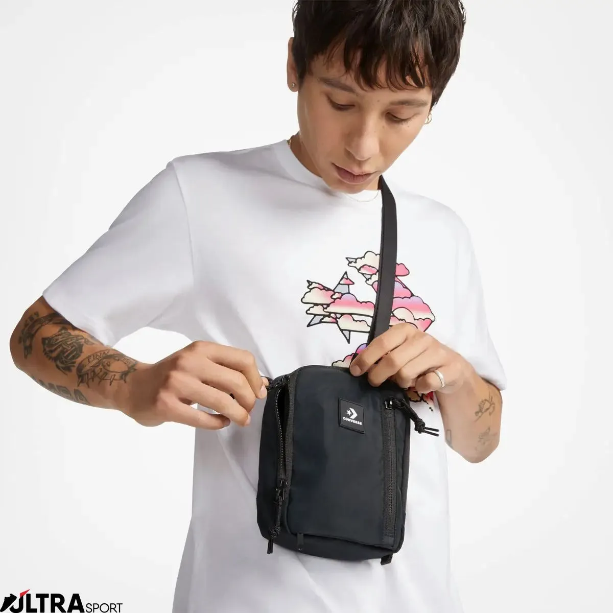 CONVERSE CONVERTIBLE CROSSBODY SKATE