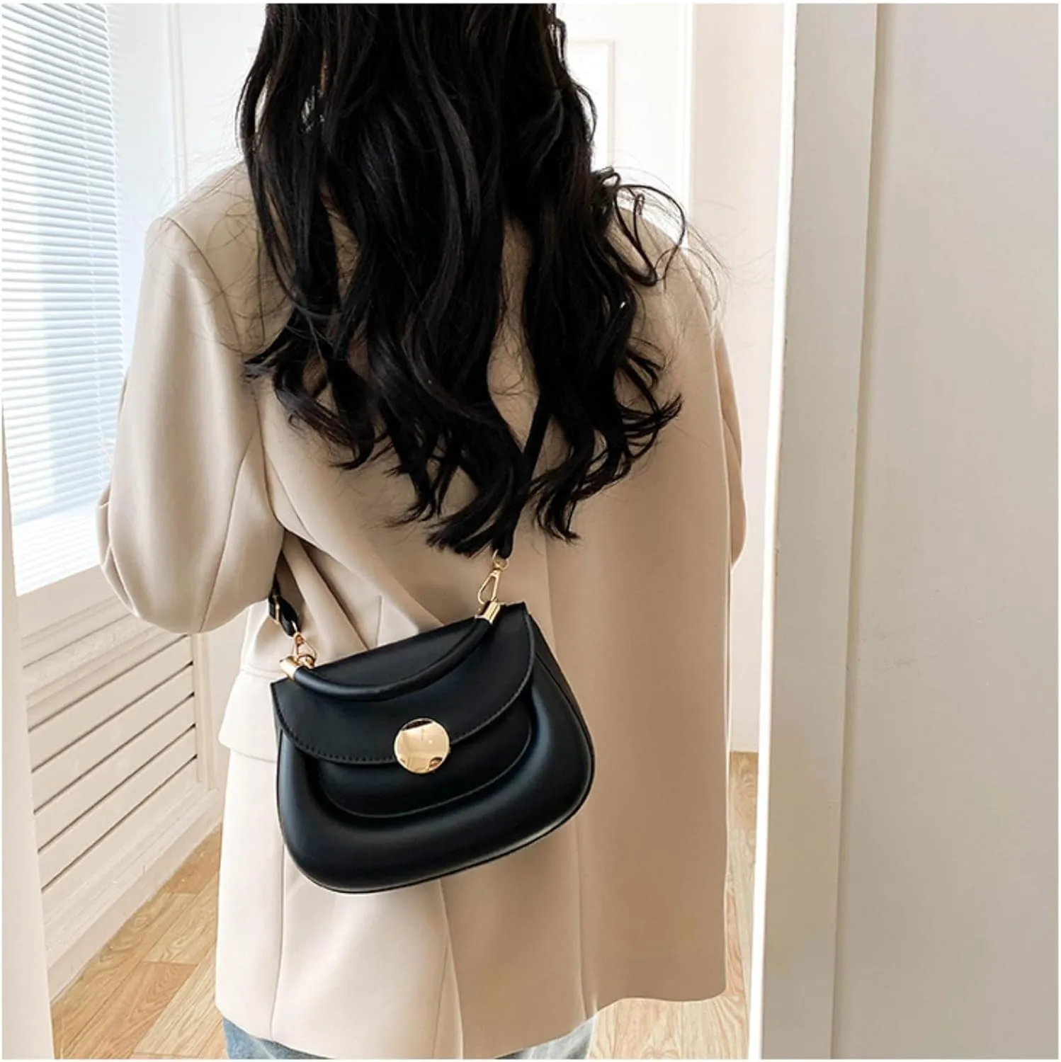 Crossbody Purse for Women Small Crossbody Bags Trendy Leather with Adjustable Shoulder Strap for Backpack Travel