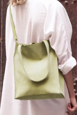 Denya crossbody tote in lime