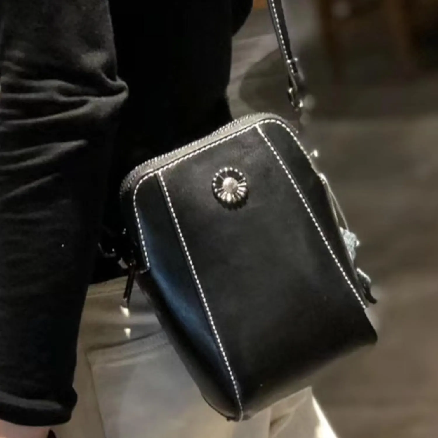 Elmyse Small Crossbody Bag Leather, Genuine Leather Purses for Women, Retro All-Match Vertical Cellphone Bag