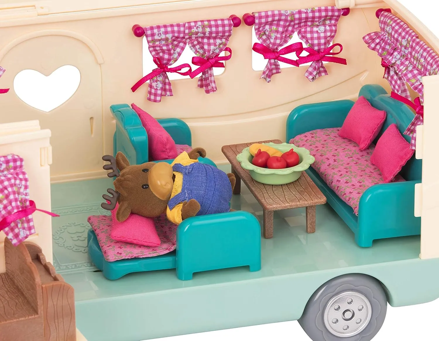 Li’l Woodzeez – Happy Camper Blue with Detachable Toy Vehicle – 40 Pcs Dollhouse Playset Including Furnitures, Play Food & Kitchen Accessories for Kids Age 3  – Doll Figures Sold Seperately