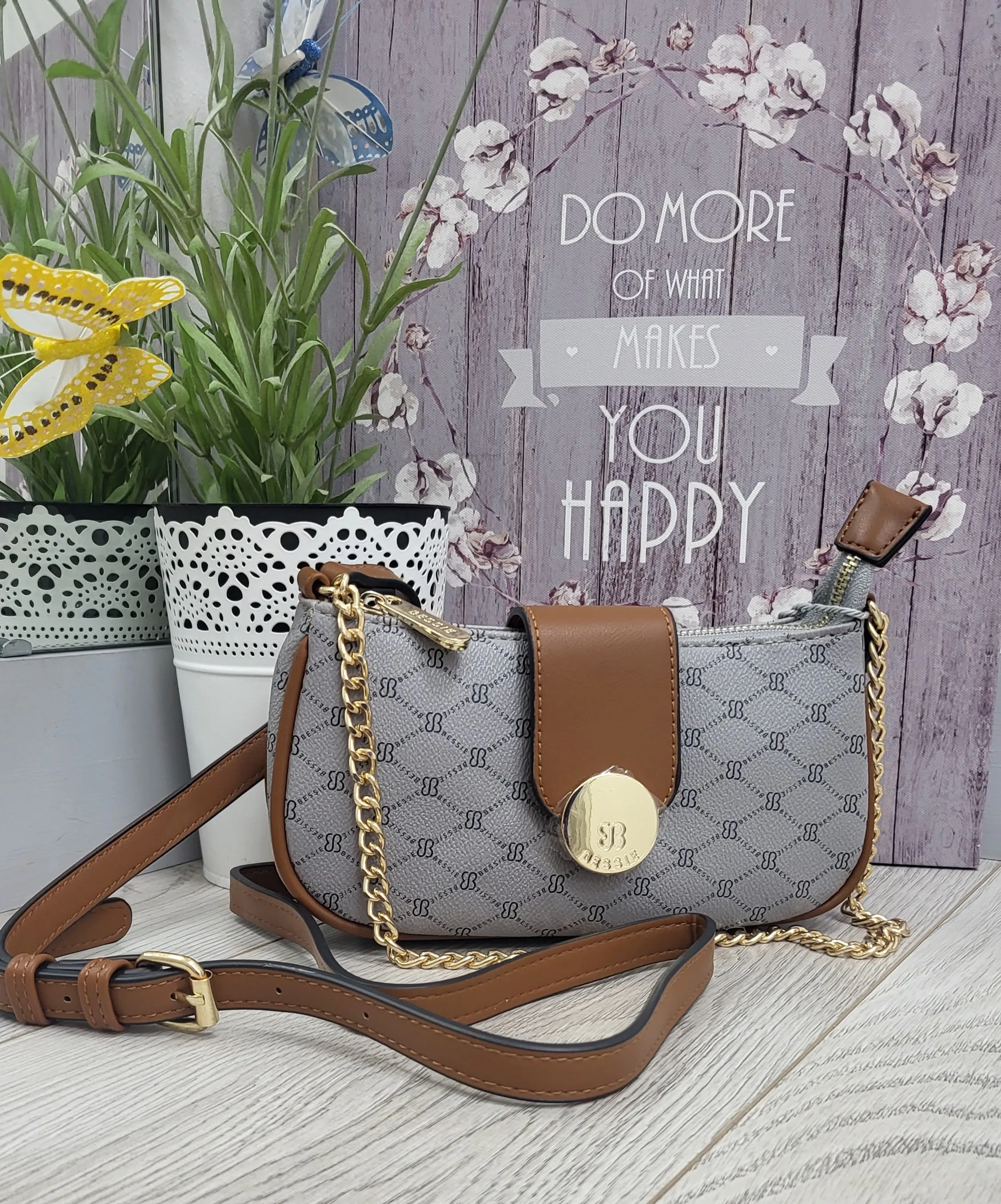 Mitch Bessie  London crossbody bag