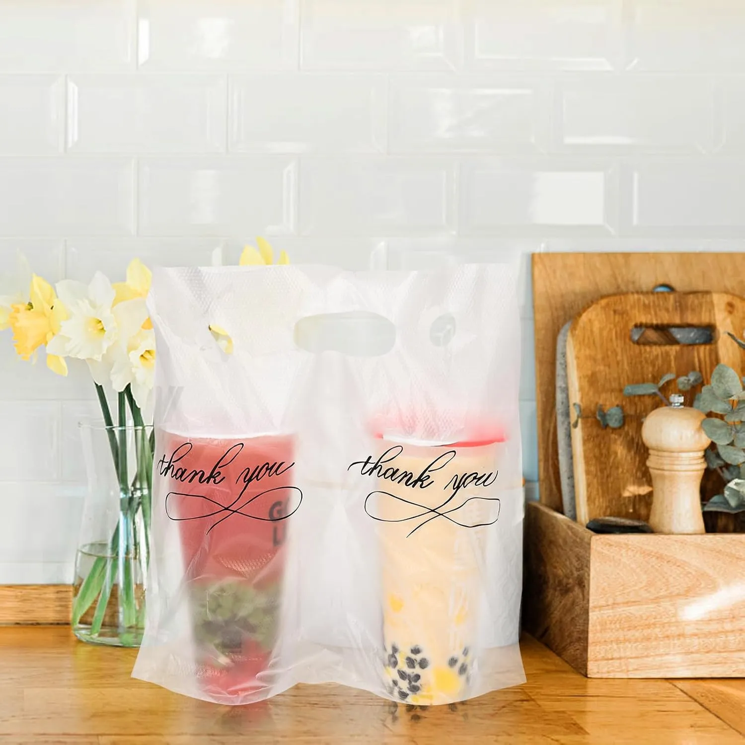 MJOGGOTT 500 Pack Clear Plastic Drinking Bags, Cup Carrier with Handle, Thank You Disposable Cup Holder for Drinks Beverage, Coffee, Juice, Stores, Bar Restaurant Take Out, Hold 1 and 2 Cups