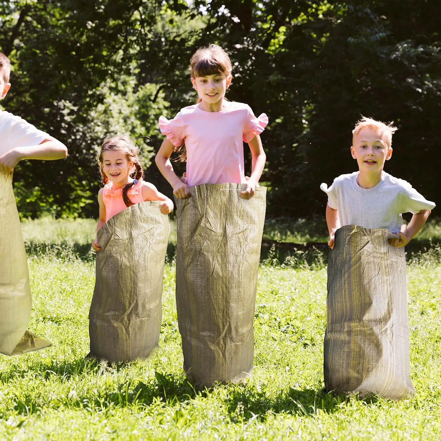 Potato Sack Race Bags,24"x40" Outdoor Lawn Games for adults and kids,large Gunny Sacks Burlap Bags,Suitable for Outdoor Sports Games, Birthday Parties, Outdoor Family Gatherings, Barbecues (20 Pack)