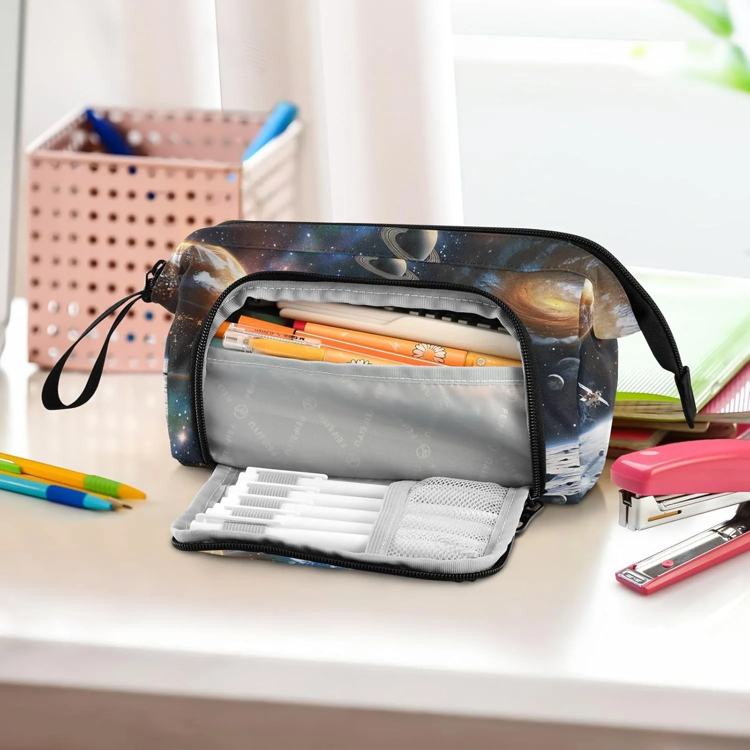 Space Planet Universe Astronaut Pencil Case Large Pencil Pouch Big Pencil Box Pen Bag Organizer Pencil Bags with Zipper for Adults Girls Kids Boys School 028