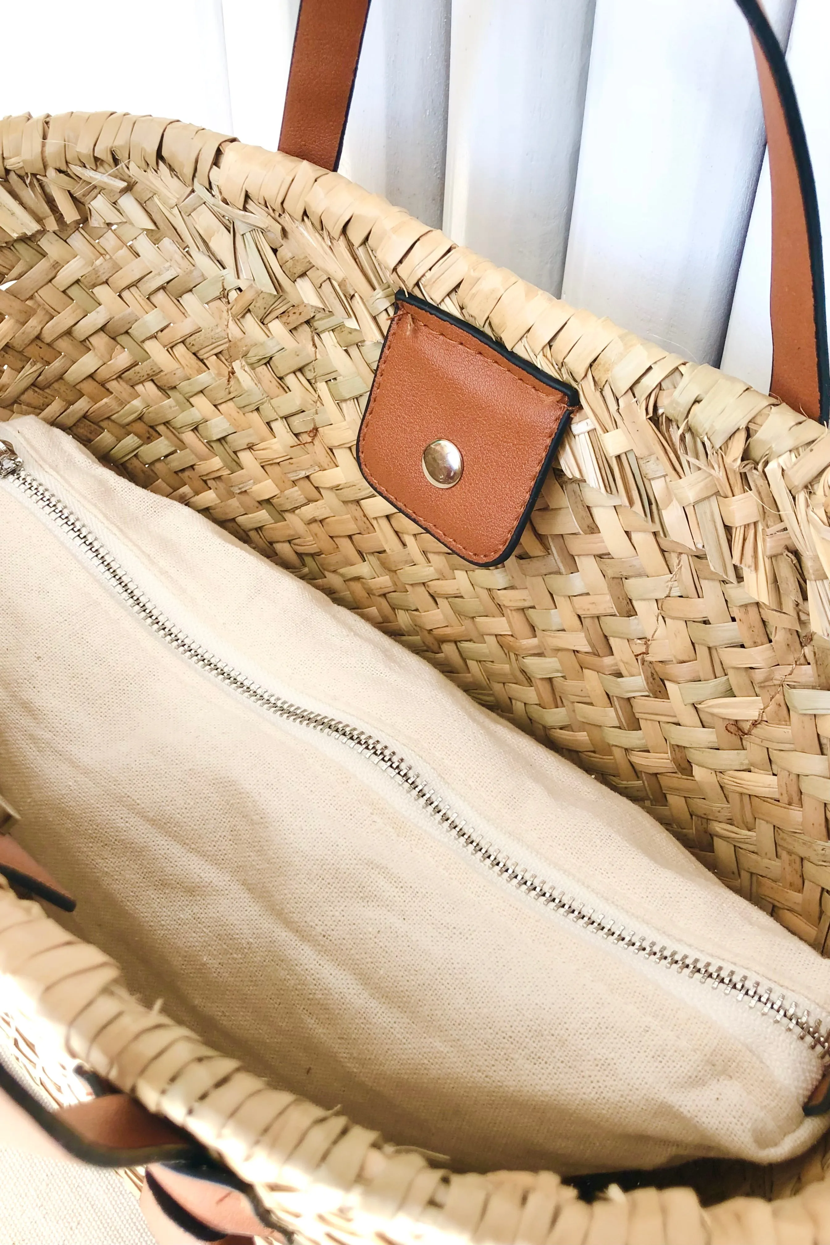 Straw Crossbody Handle Bag