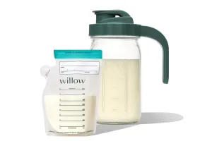 Willow - Glass Breastmilk Pitcher & 8oz Breast Milk Storage Bags Bundle