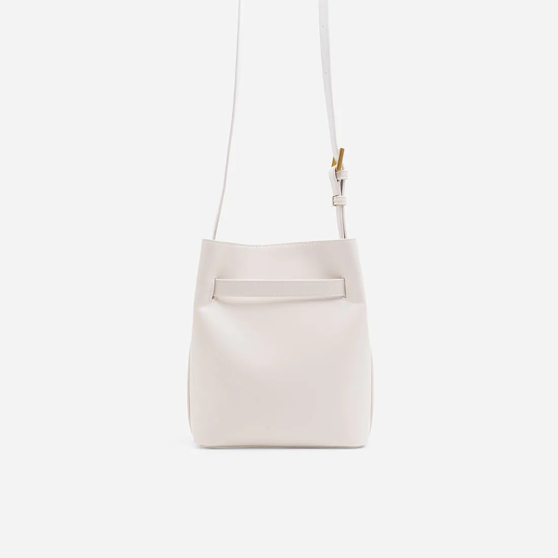 Zelia Bucket Bag