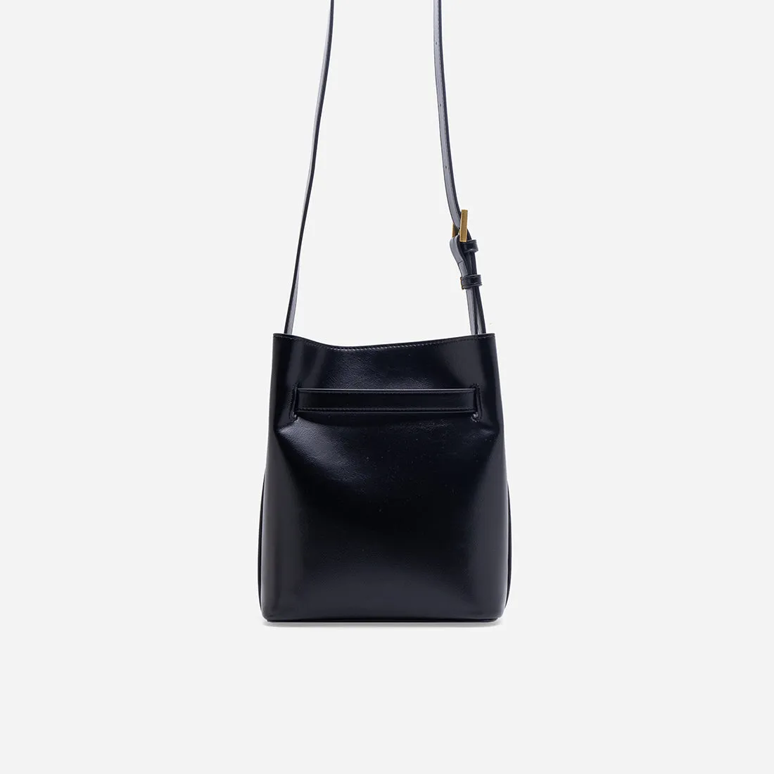 Zelia Bucket Bag